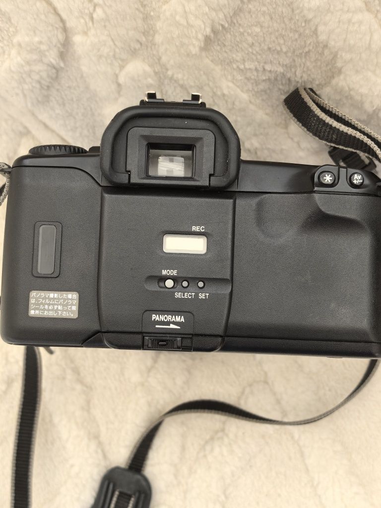 Фотоапарат Canon с лента Eos Kiss с лента