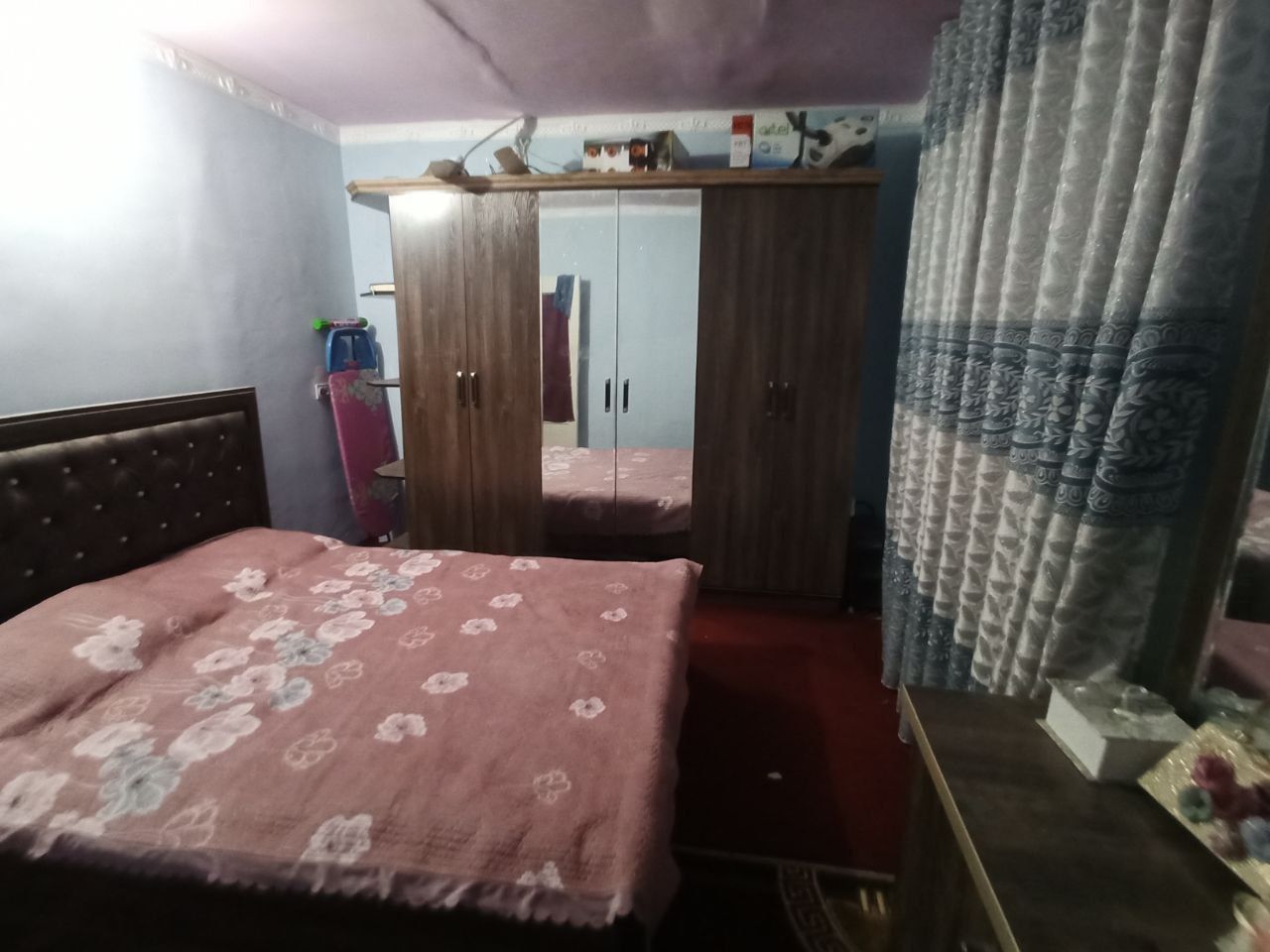 Kotedj sotiladi 10 sotixli