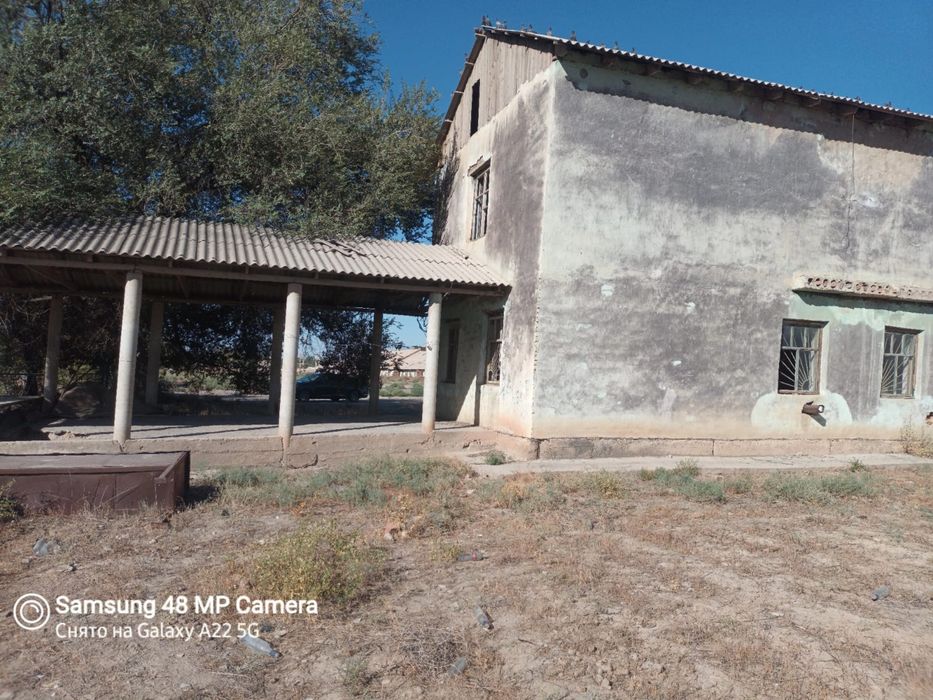 Продается 2-х этажное здание для бизнеса рядом с акиматом Сауранского