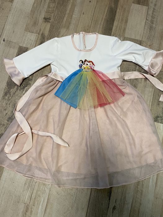 Детска рокля принцеси