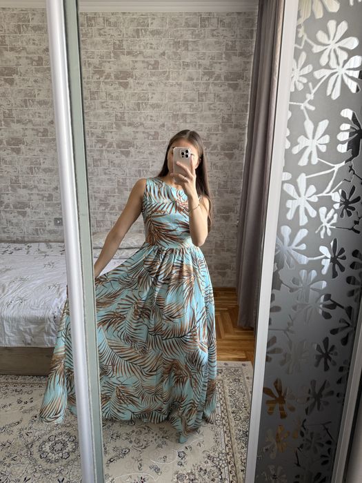Летнее легкое платье