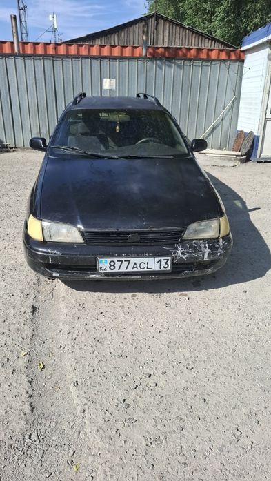 Таиота Карина Е 1995 газ