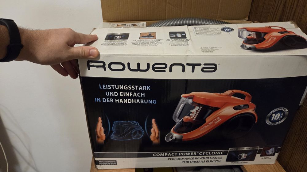 Aspirator Rowenta fara sac