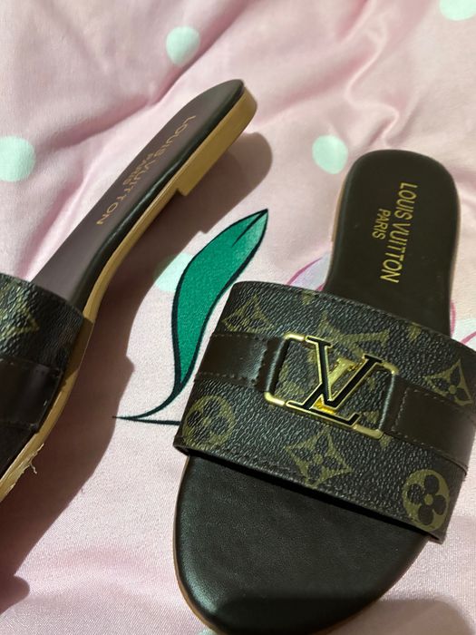 Șlapi damă, sunt nepurtati