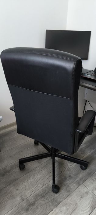 Scaun rotativ birou piele ecologica