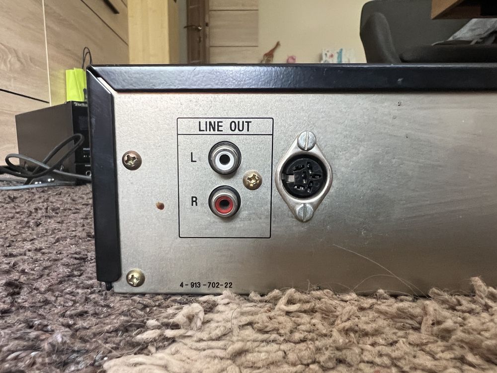 Sony cd player CDP-35