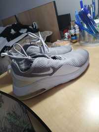 Nike air max motion 2