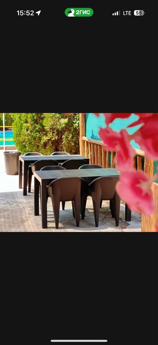 Столы и стулья пластмассовые