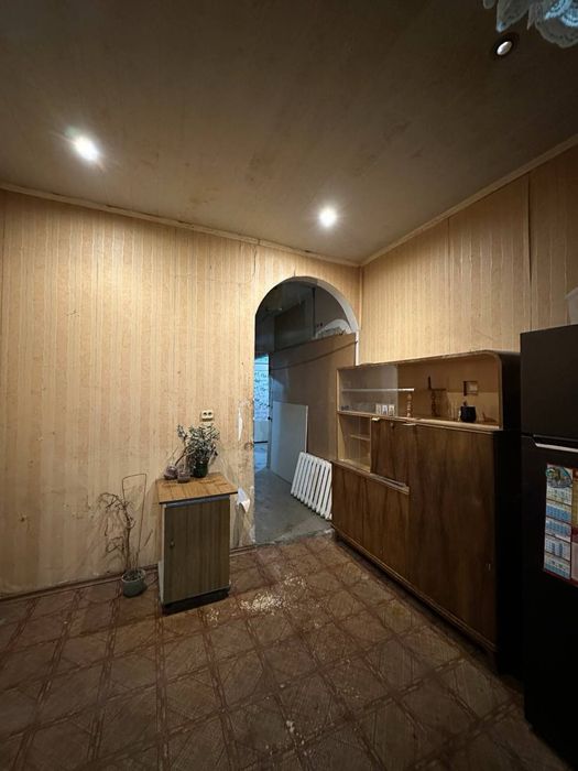 СРОЧНО Продается 5 комнатная  квартира, Массив куйлюк-5