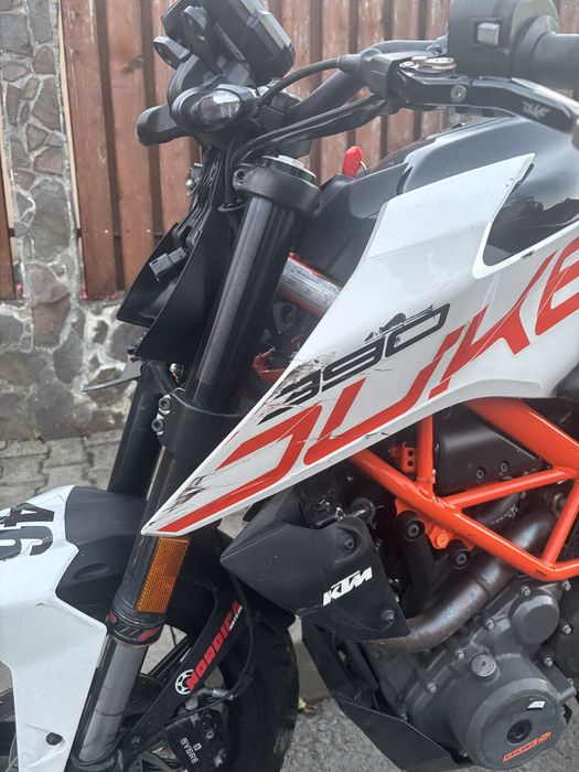 Ktm duke 390 2020 avariat