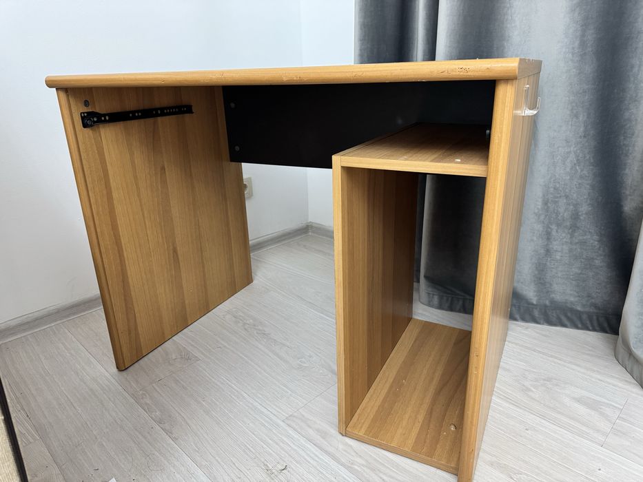 Столы по 10000 тг