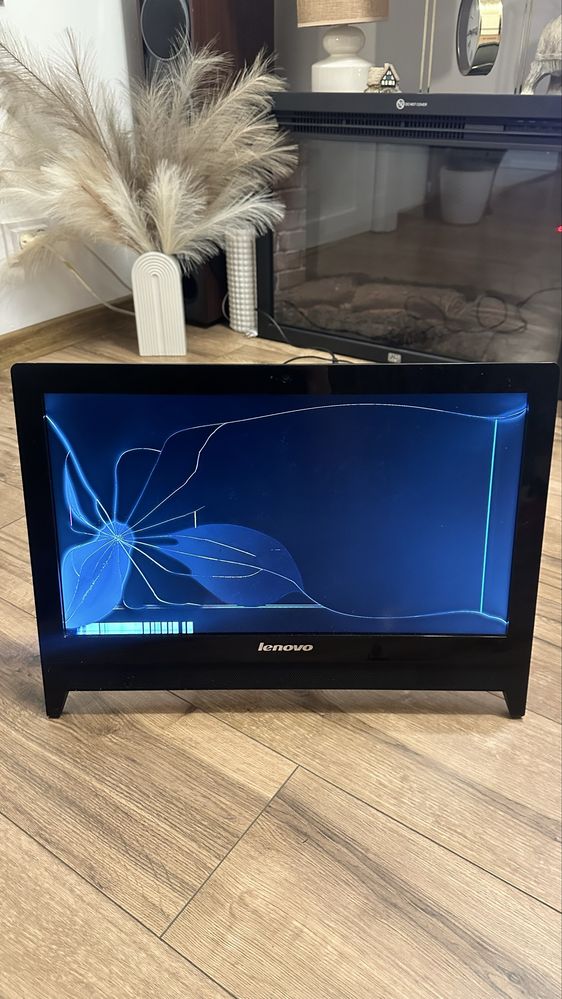 PC Lenovo pentru piese