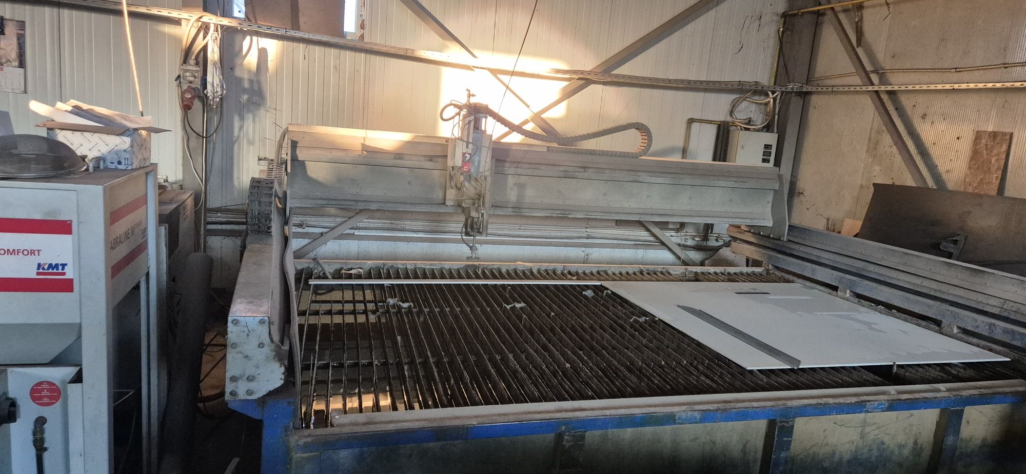 Debitare laser, jet apa, îndoire abkant, prelucrare cnc