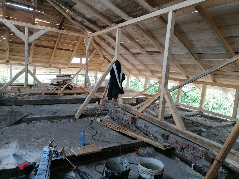 Reparatii acoperisuri și renovări dela ala ze