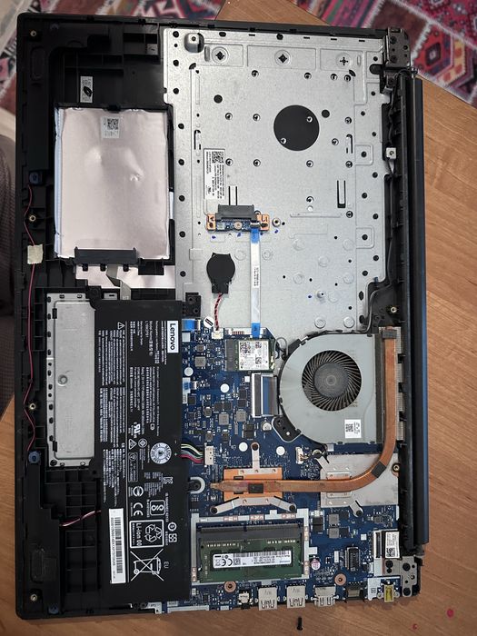 Lenovo ideapad 320-17IKB на запчасти