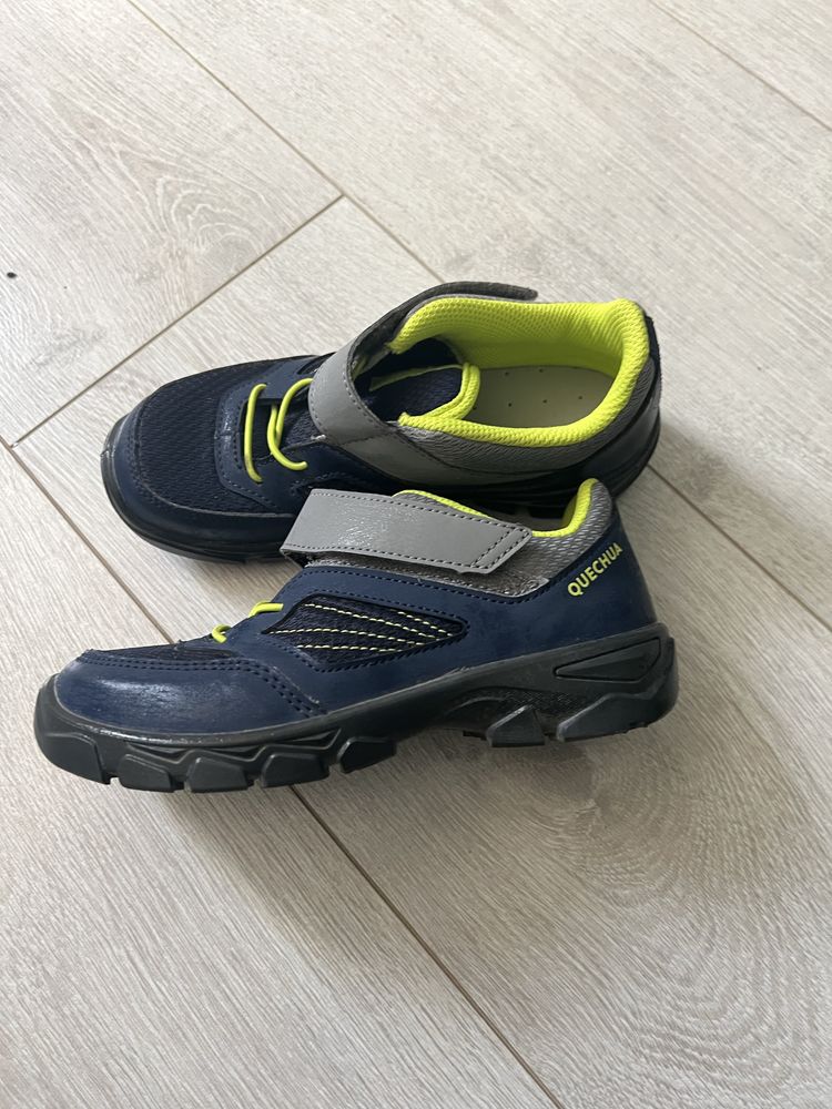 Детски туристически обувки Decathlon