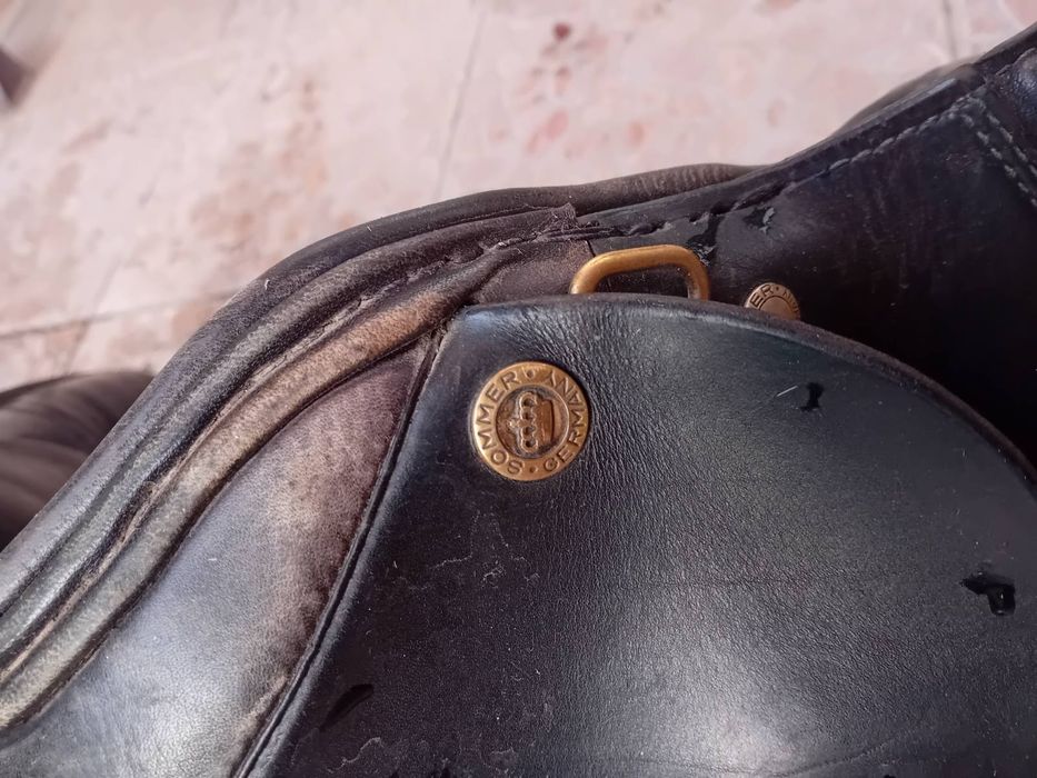 Оригинал- немско  кожено  седло