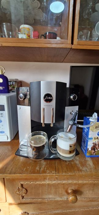 Espressoare aparate espresor automate de cafea Jura