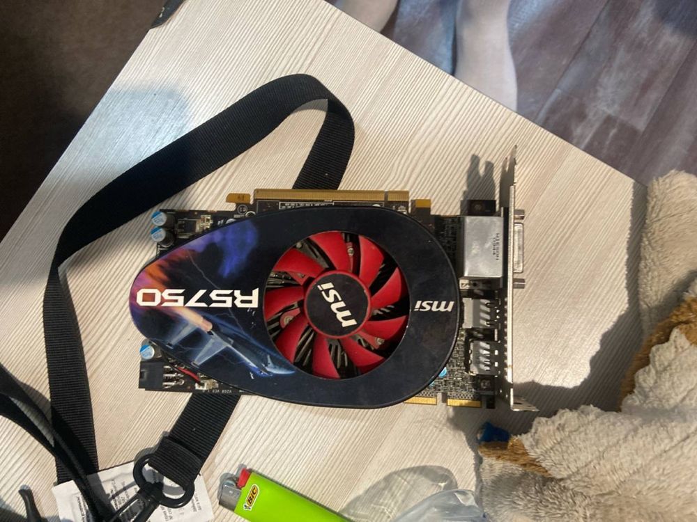 Видеокарта R5750
