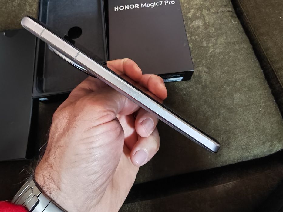 Honor Magic 7Pro 12/512Gb