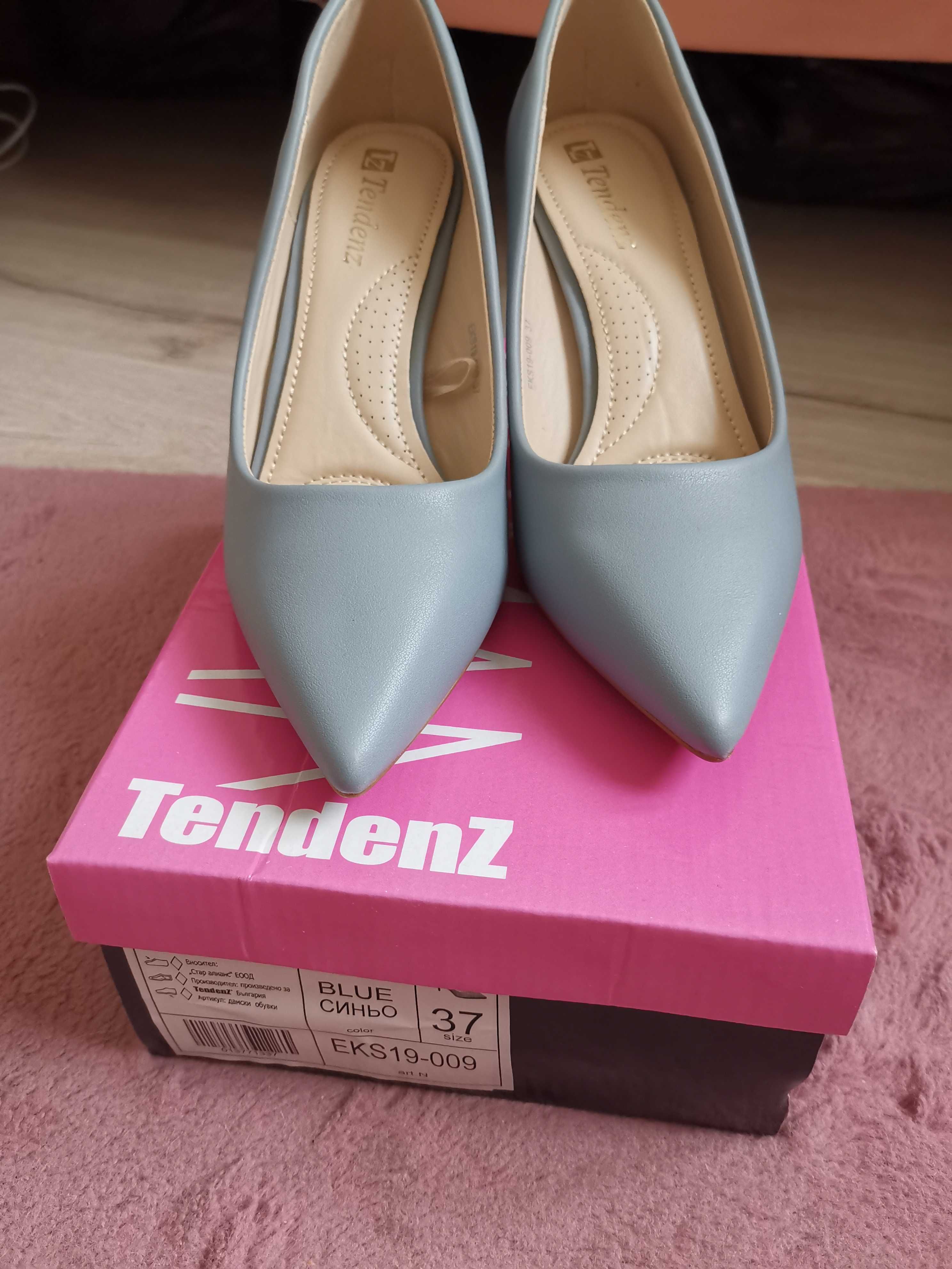 Обувки Tendez, нови