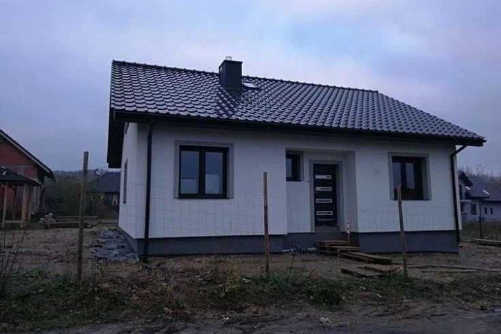 Case pe structura metalica