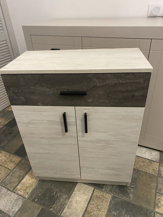 Pantofar din pal gri