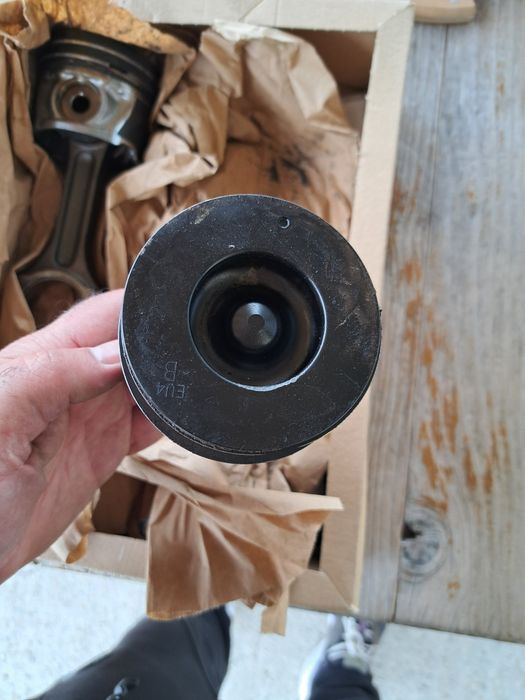 Бутала и биели Хюндай и Киа