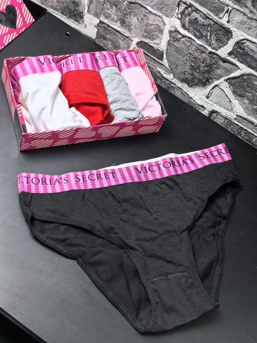 Victoria's Secret дамско бельо