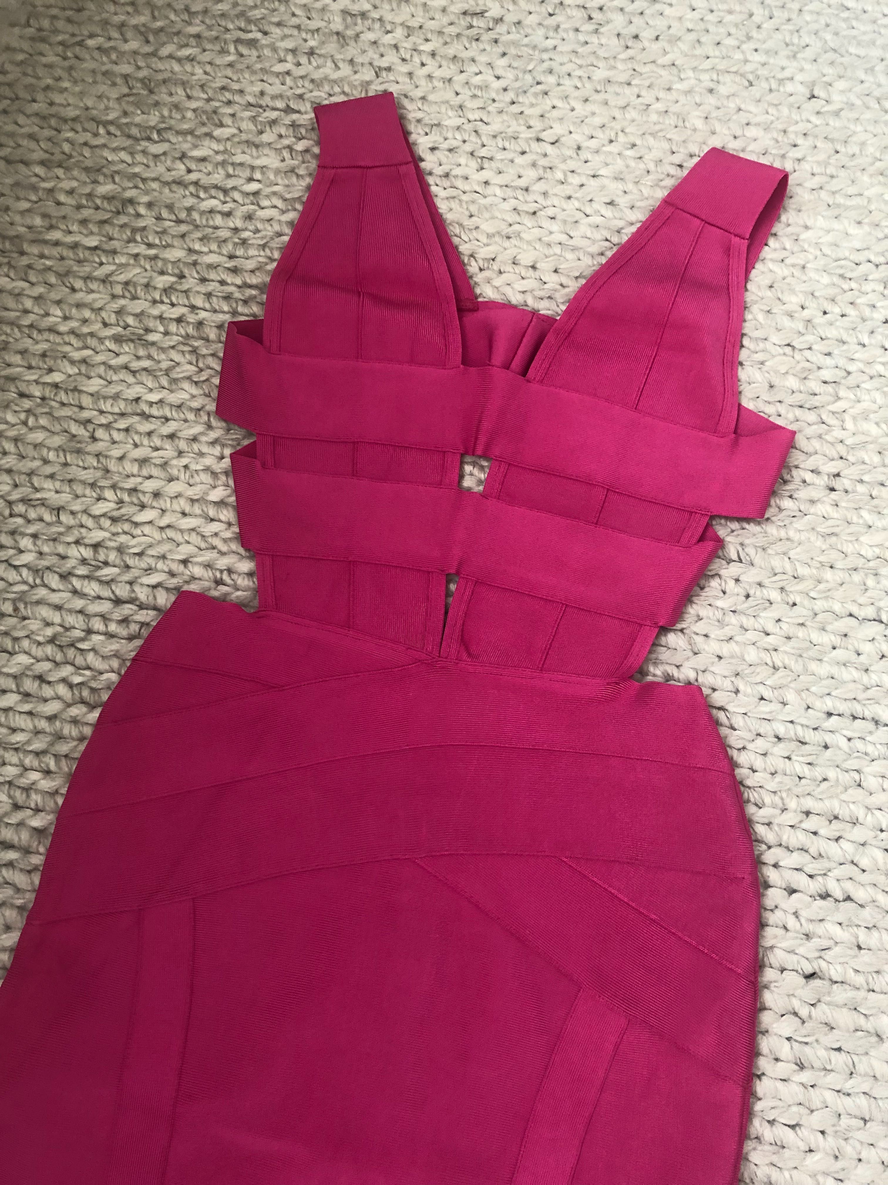 Розова /цикламена бандажна рокля CELEB BOUTIQUE