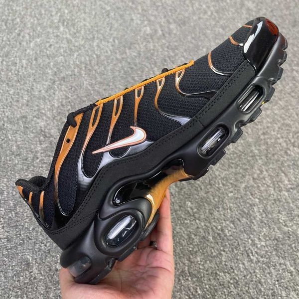Обувки Nike TN Air Max, Nike Air Max 95, Nike Air Force 1, Nike Shox
