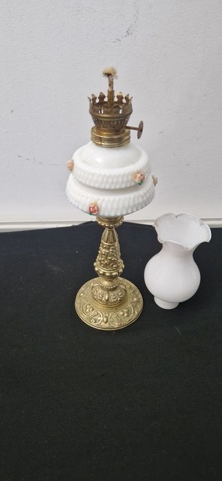Lampa veche bronz petrol gaz ulei Deosebita