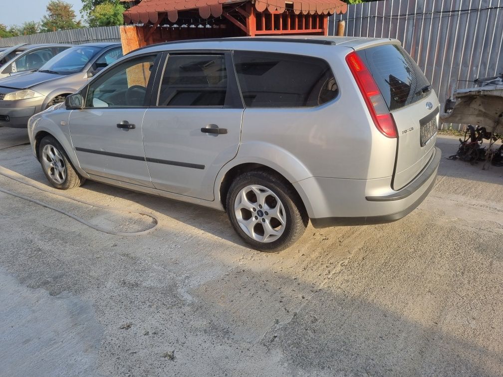 Punte spate ford focus Mk2 break/combi an 2009