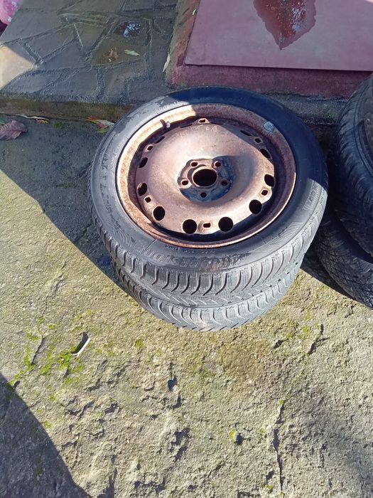 Vand roti Rover pe 17 si fabia pe 15