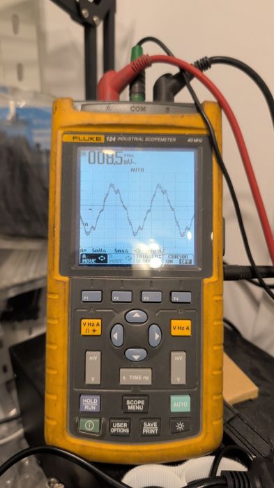 Osciloscop fluke 124, trusa completa.