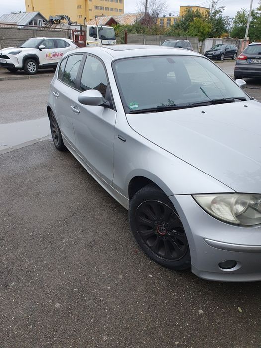 Autoturis BMW seria 1 2007 benzină