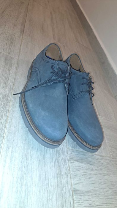 Clarks Navy nubuck , размер 45. Чисто нови