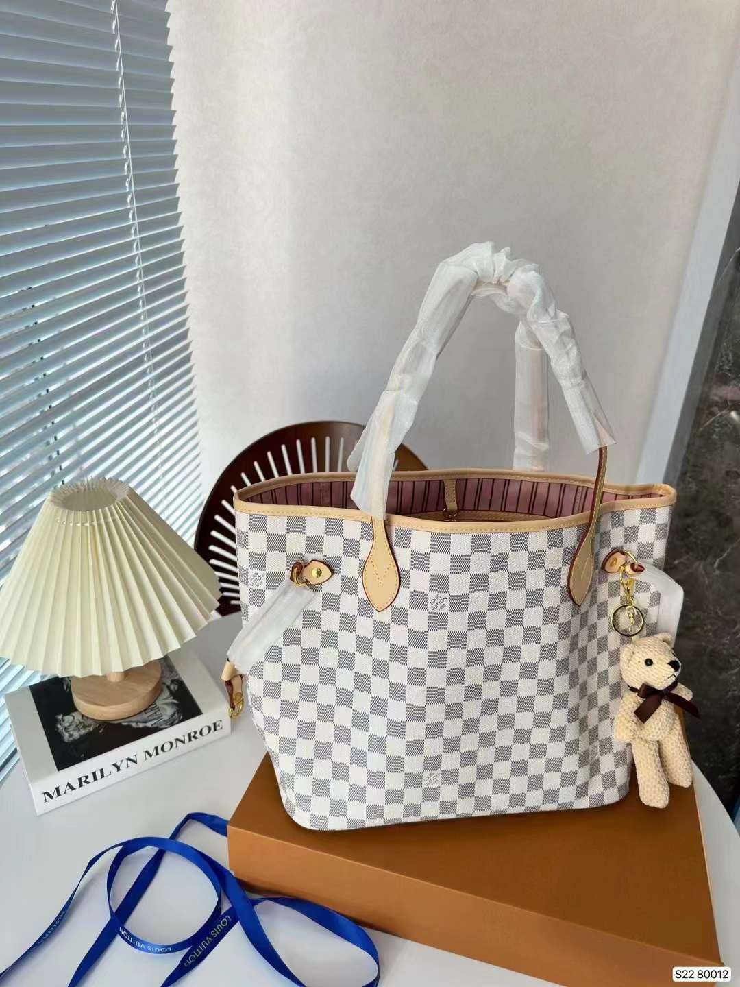 Geanta de mana dama Louis Vuitton LV 444-70