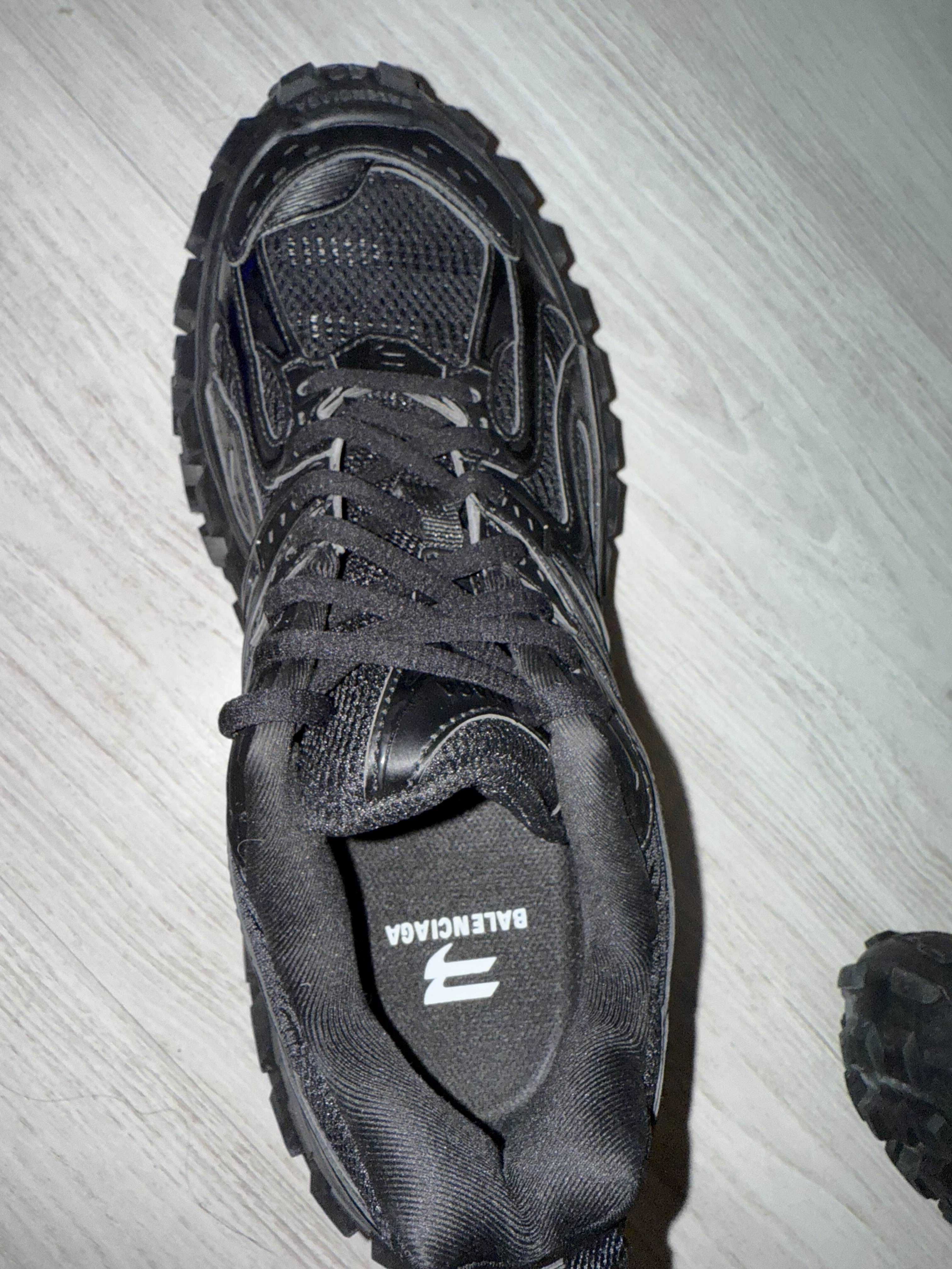 Balenciaga Defender
