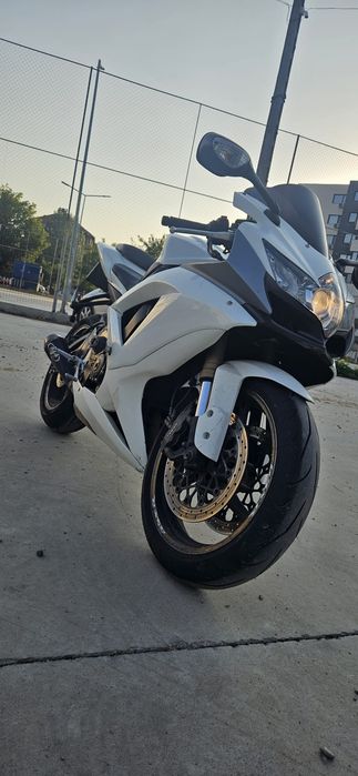 Suzuki GSX R 600 K8