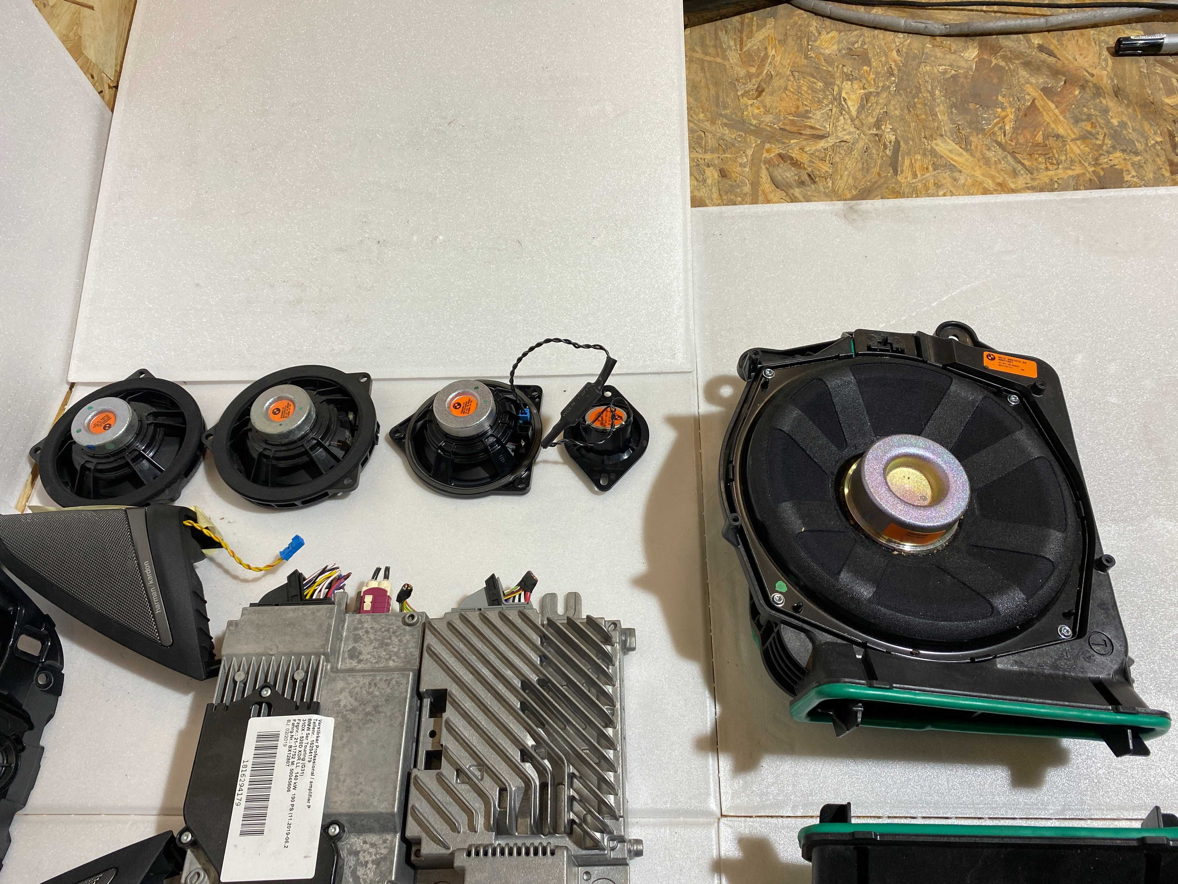 Set sistem audio Harman Kardon BMW seria 5 G30 LCI