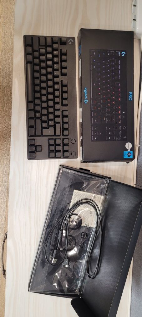 Клавиатура Logitech G PRO