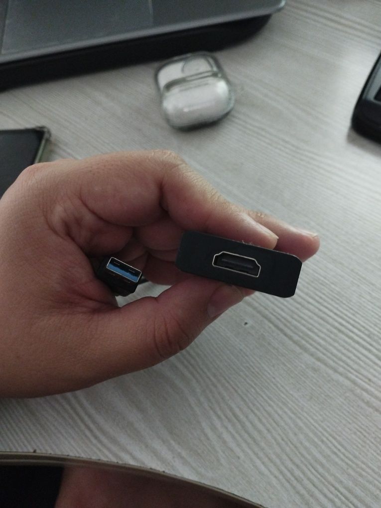 USB-HDMI переходник спредустановленной установочной программой
