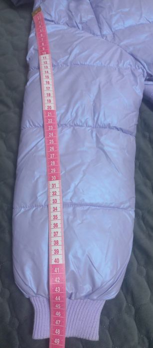Продам пуховик для девочек