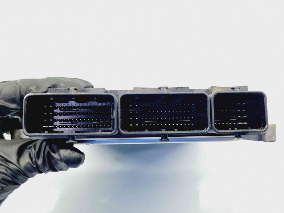 Calculator motor ECU Renault Trafic 3 (F82) [Fabr 2014-2022] 237103888