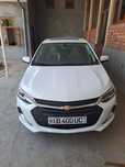 CHEVROLET ONIX срочно сотилади