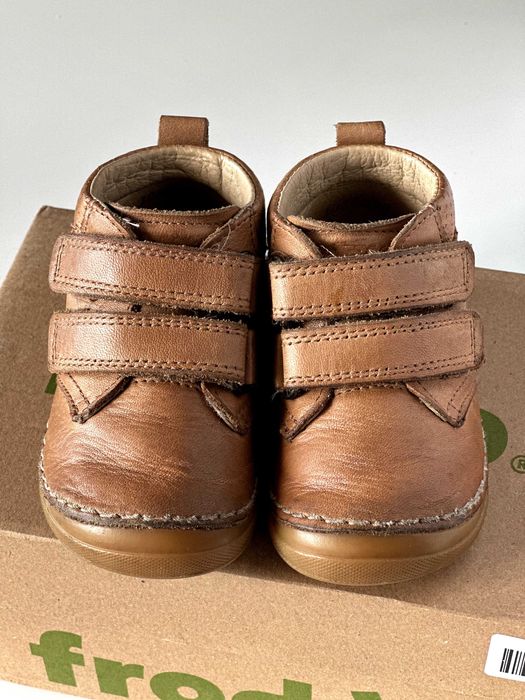 Боси обувки Froddo за прохождащо дете