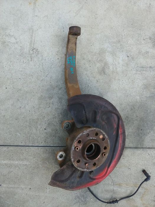 fuzeta dreapta fata 3.0 cdi 642950 mercedes r-class w251