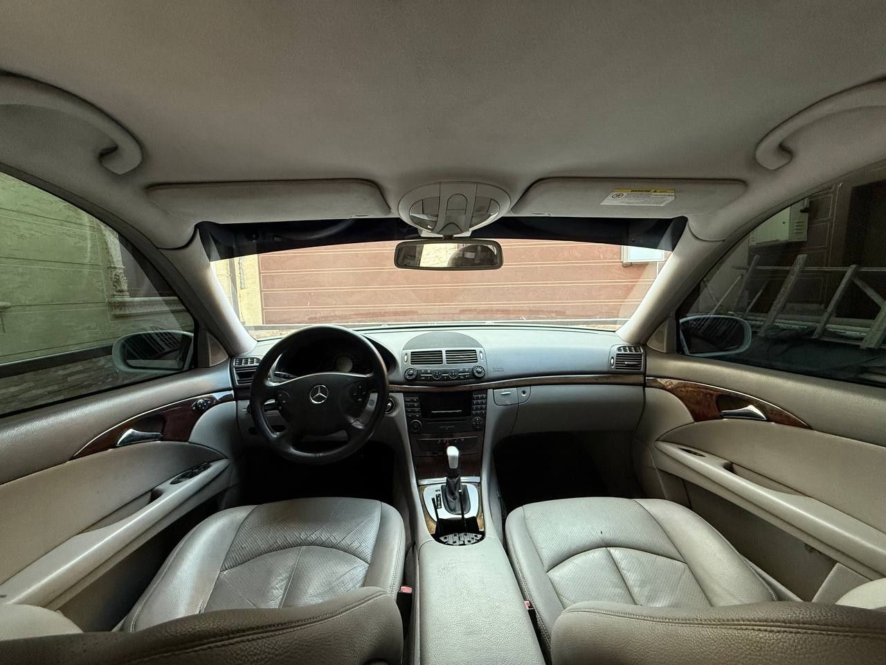 Mercedes Benz w211