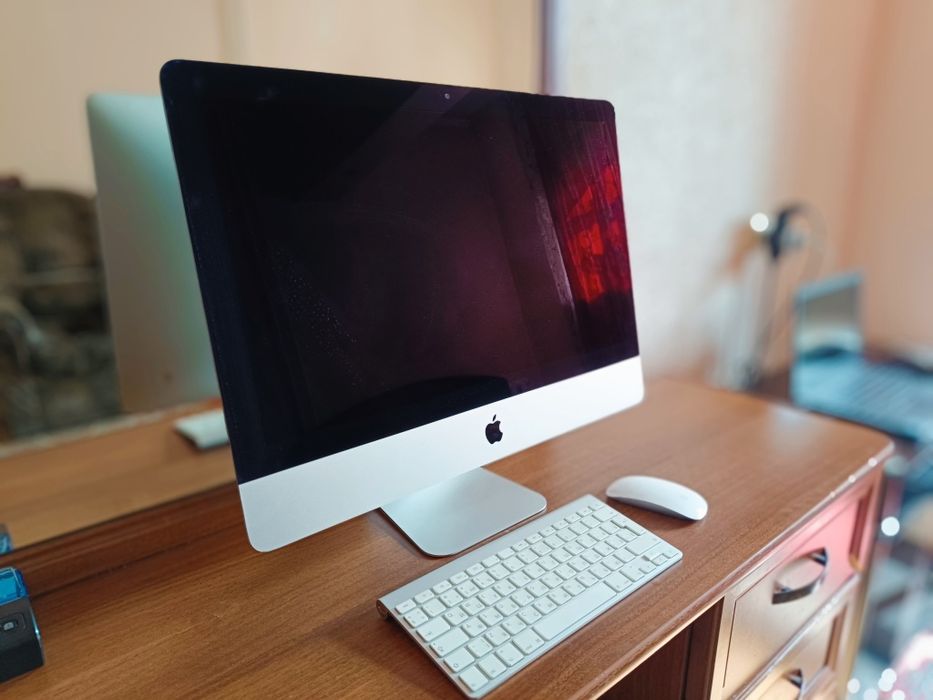 Моноблок компьютер Apple iMac 21.5 Тонкий! Полный комплект!